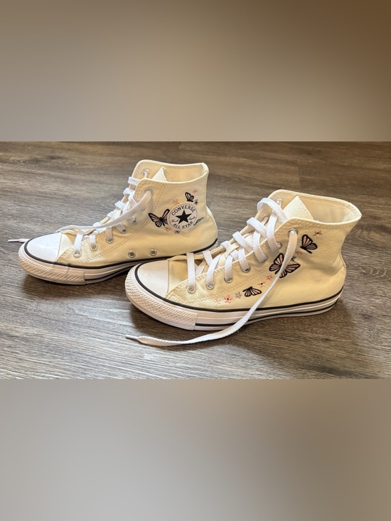Converse Other - Converse Kids Cream High-Top Sneakers with Pink & Black Butterfly Accent